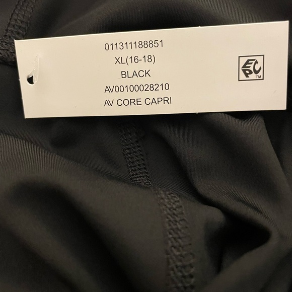 AVIA Black Capri Leggings - Picture 7 of 9